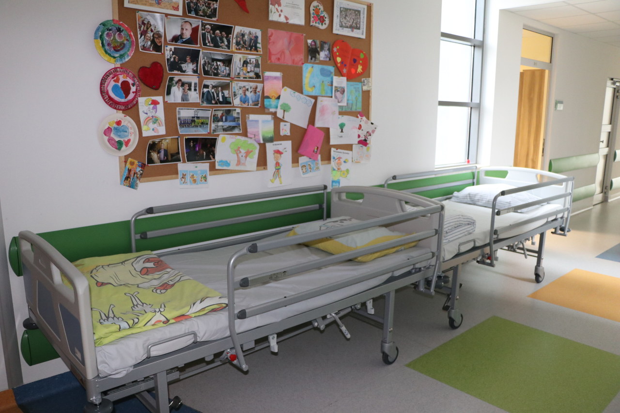 Szpital dziecięcy w Krakowie-Prokocimiu przyjmie mniej małych pacjentów. Bo brakuje pielęgniarek