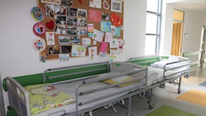 Szpital dziecięcy w Krakowie-Prokocimiu przyjmie mniej małych pacjentów. Bo brakuje pielęgniarek