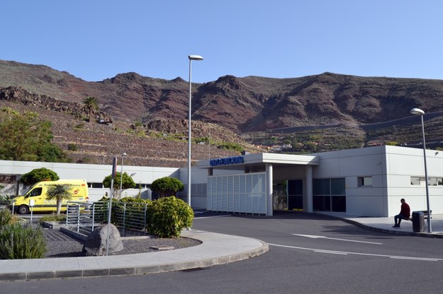 Szpital na La Gomera, w którym przebywa niemiecki pacjent /Violeta Mesa /PAP/EPA