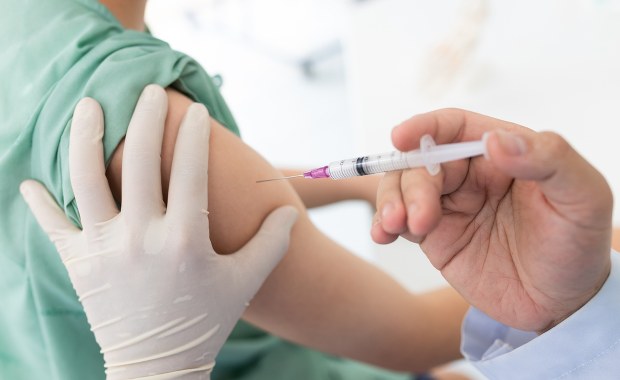 Szpital na Pomorzanach szczepi od dziś przeciwko grypie sezonowej