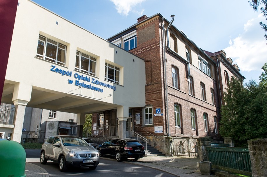 Szpital w Bolesławcu ewakuowany /Maciej Kulczyński /PAP
