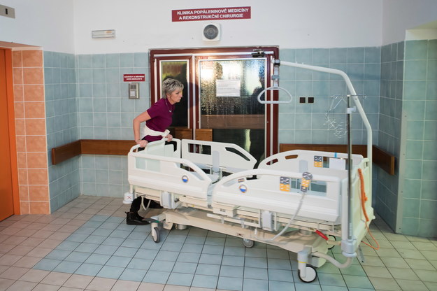 Szpital w czeskiej Ostrawie, w którym przebywają ranni polscy górnicy /Łukasz Gagulski /PAP