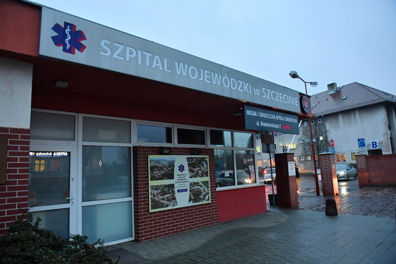 Szpital Wojewódzki w Szczecinie przy ul. Arkońskiej / 	Marcin Bielecki    /PAP