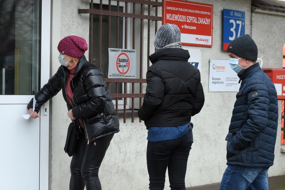 Szpital Zakaźny w Warszawie. Ćwiczenia na wypadek koronawirusa / 	Radek Pietruszka   /PAP
