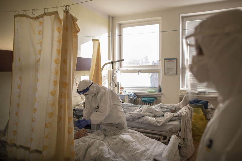 Szpitale w Czechach wchodzą w najtrudniejszy etap czwartej fali pandemii /Gabriel Kuchta /Getty Images
