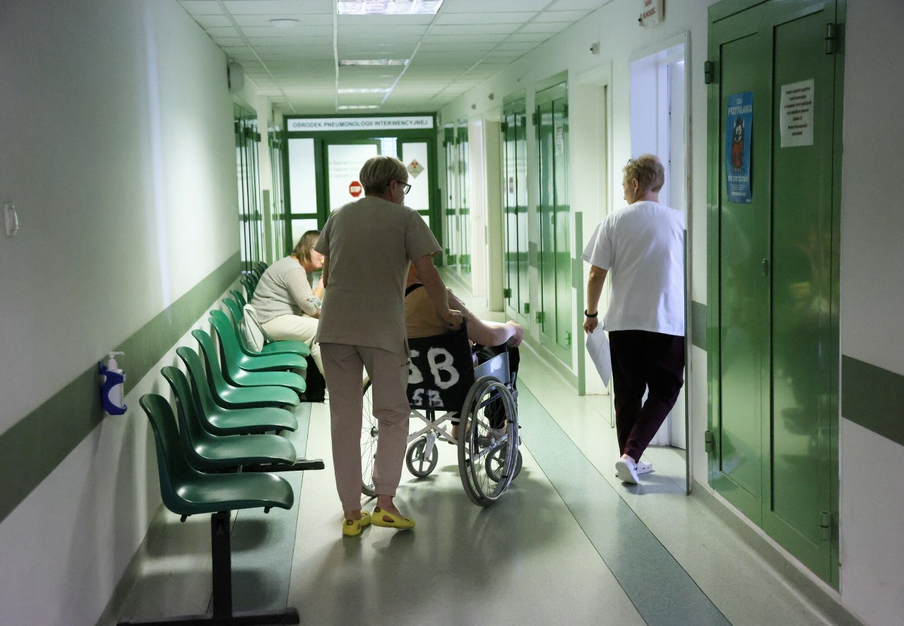 Szpitalom brakuje miliardów. Operacje wykreślane z grafików