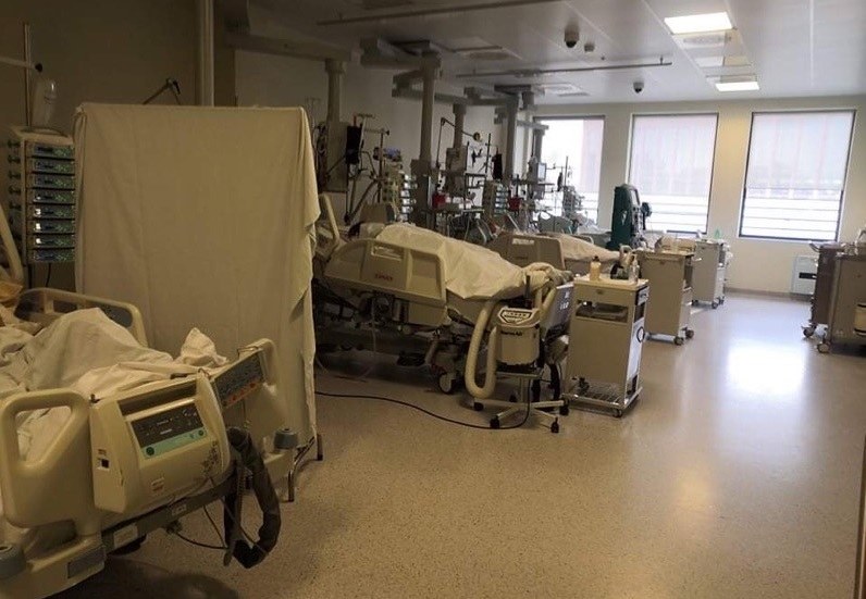 Szpitalowi tymczasowemu w Krakowie grozi paraliż /Marek Wiosło /RMF FM