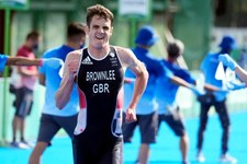 Sztafeta mieszana Wielkiej Brytanii ze złotem w triathlonie