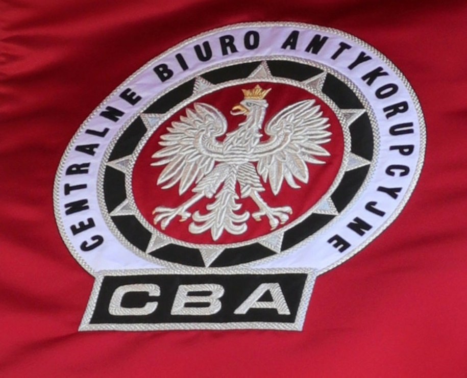 Sztandar CBA /Piotr Molecki /East News
