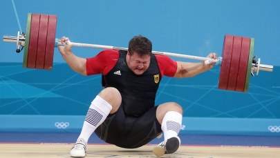 Sztanga przygniotła Matthiasa Steinera