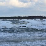 Sztorm noworoczny na Wybrzeżu. Uszkodzone zostały m.in. zejścia na plaże