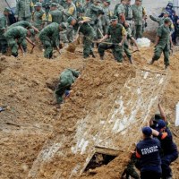 Meksyk w okowach dwóch sztormów