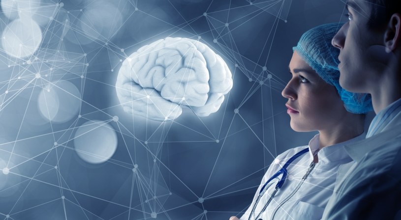 Sztuczna inteligencja pomoże leczyć udar mózgu. /123RF/PICSEL
