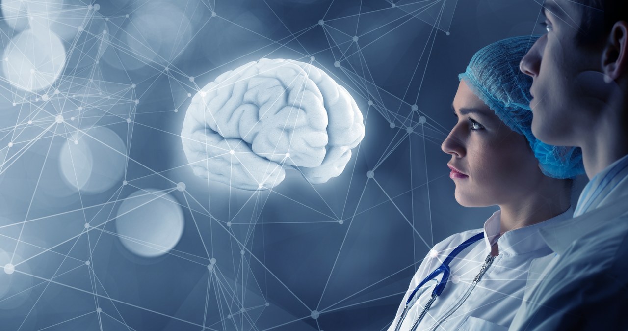 Sztuczna inteligencja pomoże leczyć udar mózgu. /123RF/PICSEL