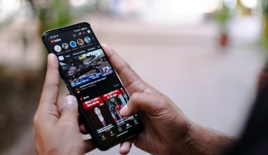 Sztuczna inteligencja powie ci, co masz obejrzeć w YouTube