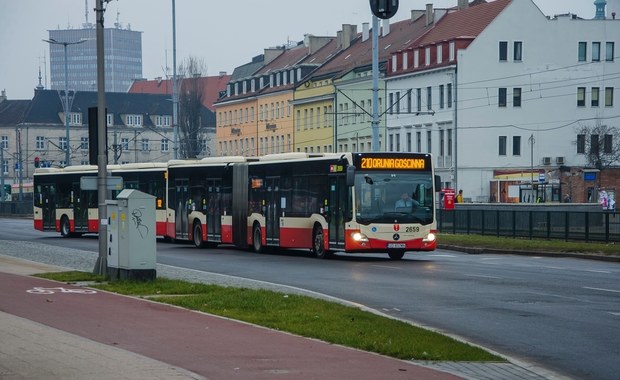 Sztuczna inteligencja sprawdzi, kto w Gdańsku jeździ po buspasach