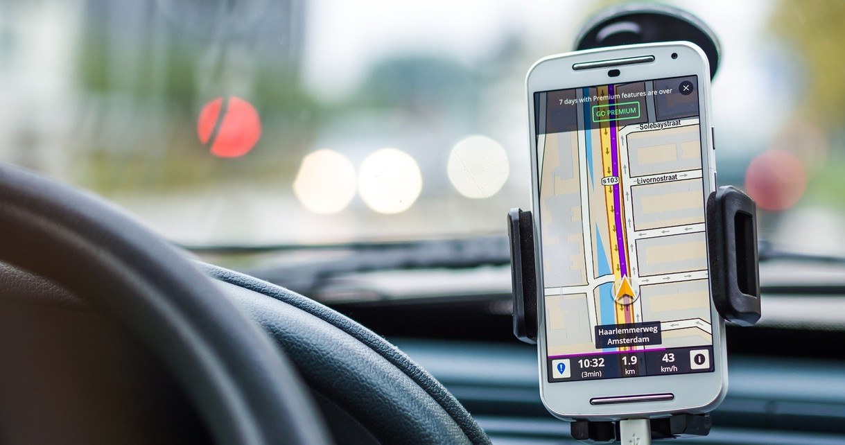 Sztuczna inteligencja zaktualizuje cyfrowe mapy i poprawi nawigację GPS /Geekweek