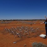 Szukają sygnału od obcych. Rozstawili tysiące anten w Australii