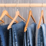 modne spodnie Szukasz idealnych jeansów? Te świetnie leżą na każdej sylwetce