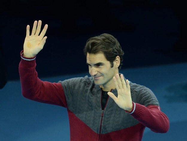 Szwajcar Roger Federer przeprasza kibiców /FACUNDO ARRIZABALAGA /PAP/EPA