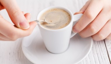 Szwedzi nie potrafią się obejść bez tej kawy. Pomaga w odchudzaniu i chroni wątrobę