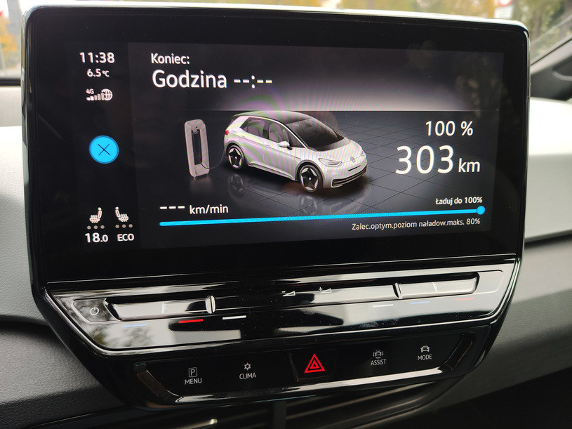 Szwedzi postanowili sprawdzić, jak ekrany dotykowe w samochodzie wpływają łatwość obsługi. Wnioski są druzgocące /INTERIA.PL