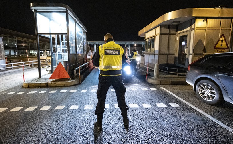 Szwedzka policja zatrzymała mężczyznę kradnącego fotoradary /Johan Nilsson / TT newsagency /Agencja FORUM