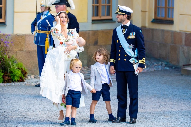 Szwedzki książę Karol i jego żona ochrzcili syna /Backgrid USA /Agencja FORUM