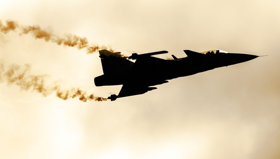 Wystartował z Malborka. Szwedzki Gripen kontra rosyjski samolot