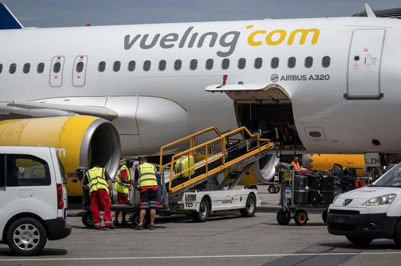 Szwedzki trener aresztowany na lotnisku. "Ostrożnie, mam bombę w bagażu"