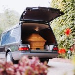 Szybka pomoc w trudnych chwilach: Zasiłek pogrzebowy w 14 dni