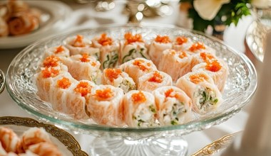 Szybka przekąska na świąteczny stół. Roladki z szynki dojrzewającej 