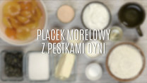 Szybki placek morelowy z pestkami dyni