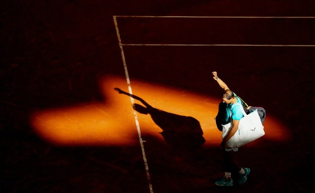 Szybkie pożegnanie z Paryżem. Rafael Nadal odpadł z Roland Garros