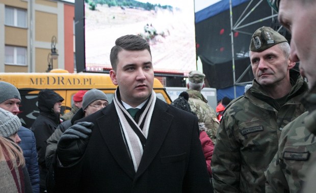 Szydło akceptuje pozostanie Misiewicza w MON? Komentarz rzecznika rządu