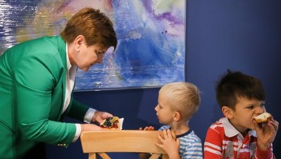 Szydło: Projekt 500 zł na drugie dziecko zrealizujemy jako pierwszy