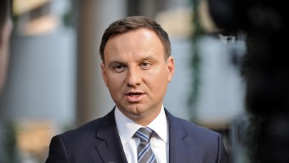 Szydło: To, że Duda zarabia 50 tys., nie oznacza, że nie jest zwykłym człowiekiem