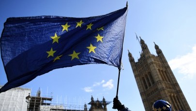 Szymański: Perspektywa bezumownego brexitu oddala się 