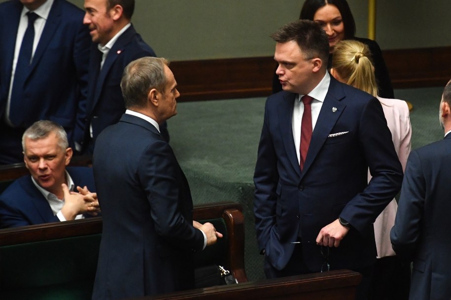 Szymon Hołownia i Donald Tusk w Sejmie /	Piotr Nowak /PAP