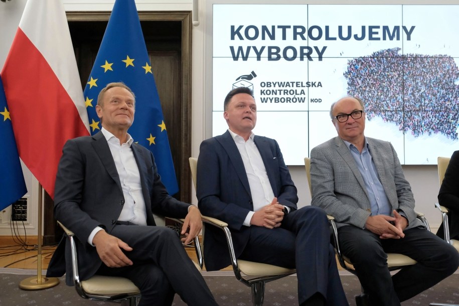 Szymon Hołownia, przewodniczący Platformy Obywatelskiej Donald Tusk i współprzewodniczący Nowej Lewicy Włodzimierz Czarzasty /Mateusz Marek /PAP