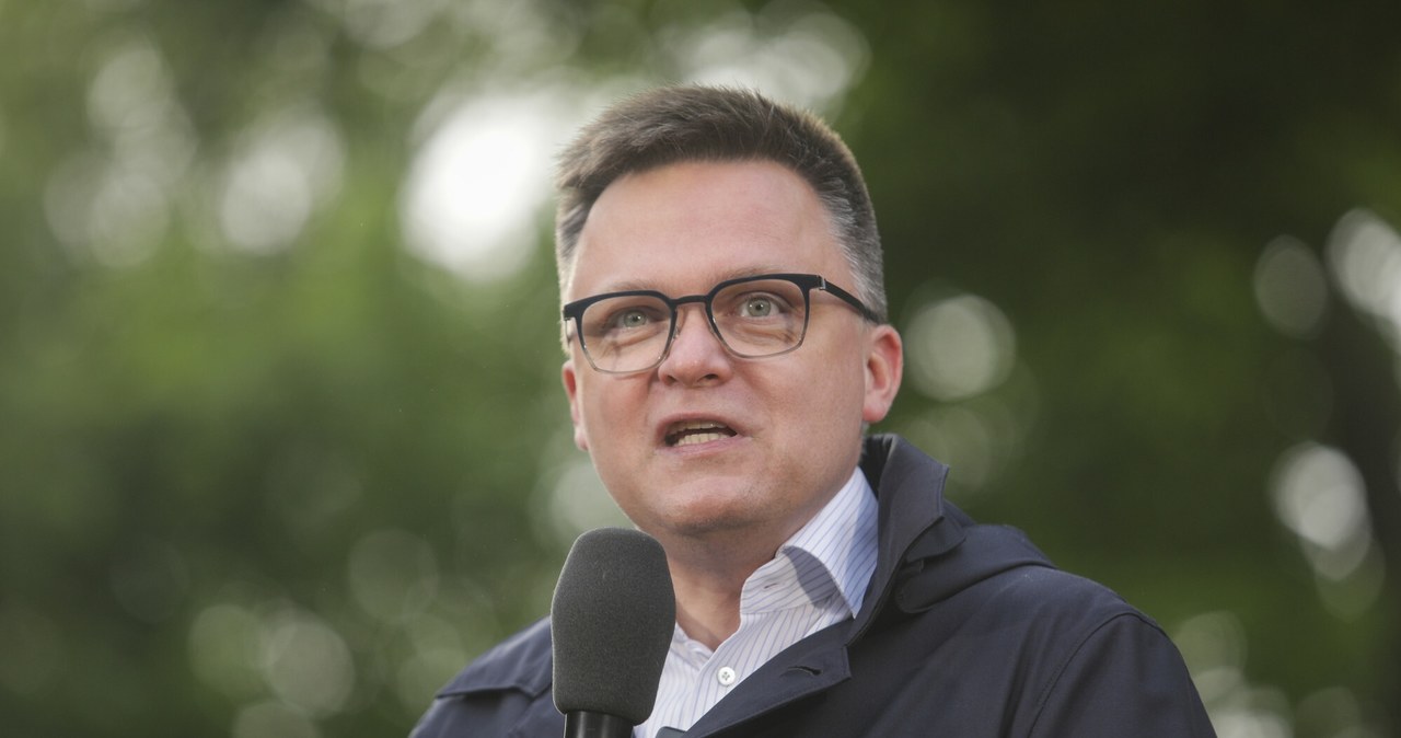 Szymon Hołownia rusza z ustawą. Chodzi o zakaz smartfonów w szkołach /Dominik Gajda /Reporter
