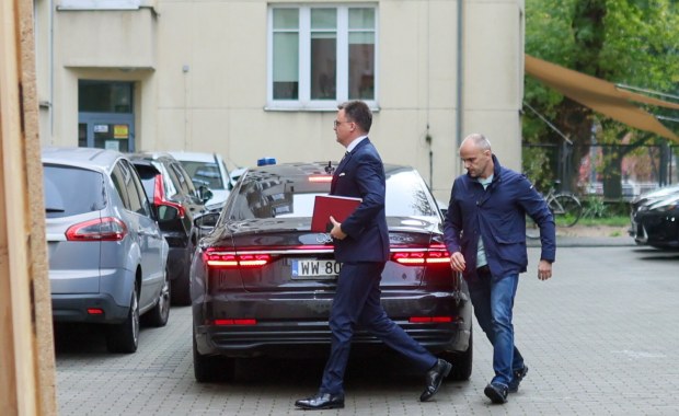 Szymon Hołownia stawił się w prokuraturze