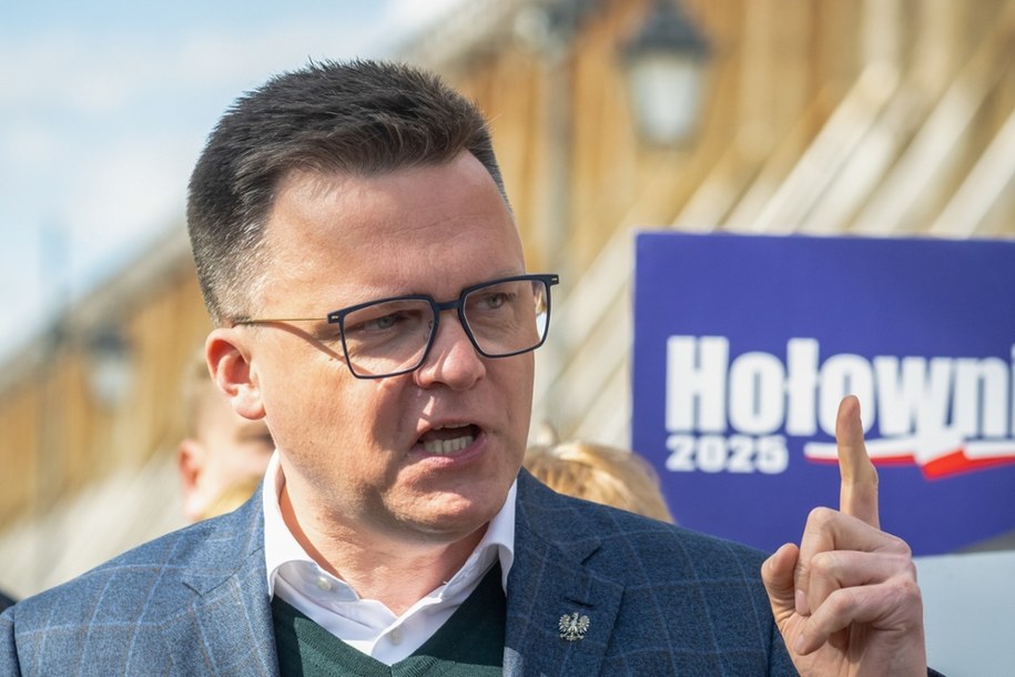 Szymon Hołownia zapowiedział złożenie pozwu w trybie wyborczym /Tytus Żmijewski /PAP