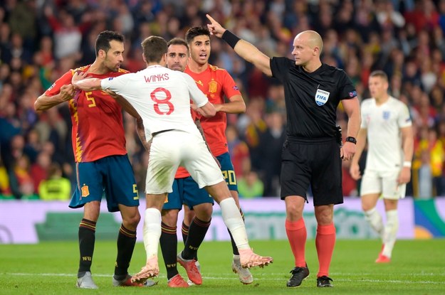 Szymon Marciniak podczas meczu Hiszpania - Anglia /AFP