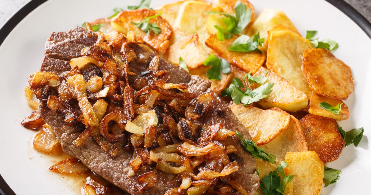 Ta część wołowiny idealnie nadaje się na bitki. /lenyvavsha /123RF/PICSEL