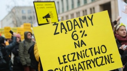 "Ta deklaracja nie uspokaja". Psychiatrzy o zapewnieniach minister zdrowia ws. CZP i marsz w stolicy
