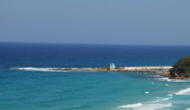 Ta grecka wyspa deklasuje Kos i Santorini. Nie ma tam tłumów, a klimat zachwyca