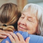 Ta jedna rzecz sprawia, że chętniej pomagamy innym. Eksperci wskazują