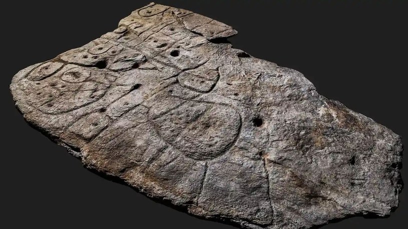 Ta kamienna płyta może być najstarszą mapą 3D części naszego kontynentu /Geekweek