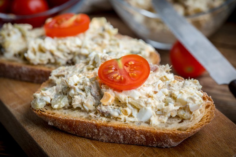 ​Ta pasta kanapkowa ma zdrowe tłuszcze i sporo błonnika. Jest idealna dla sercowców